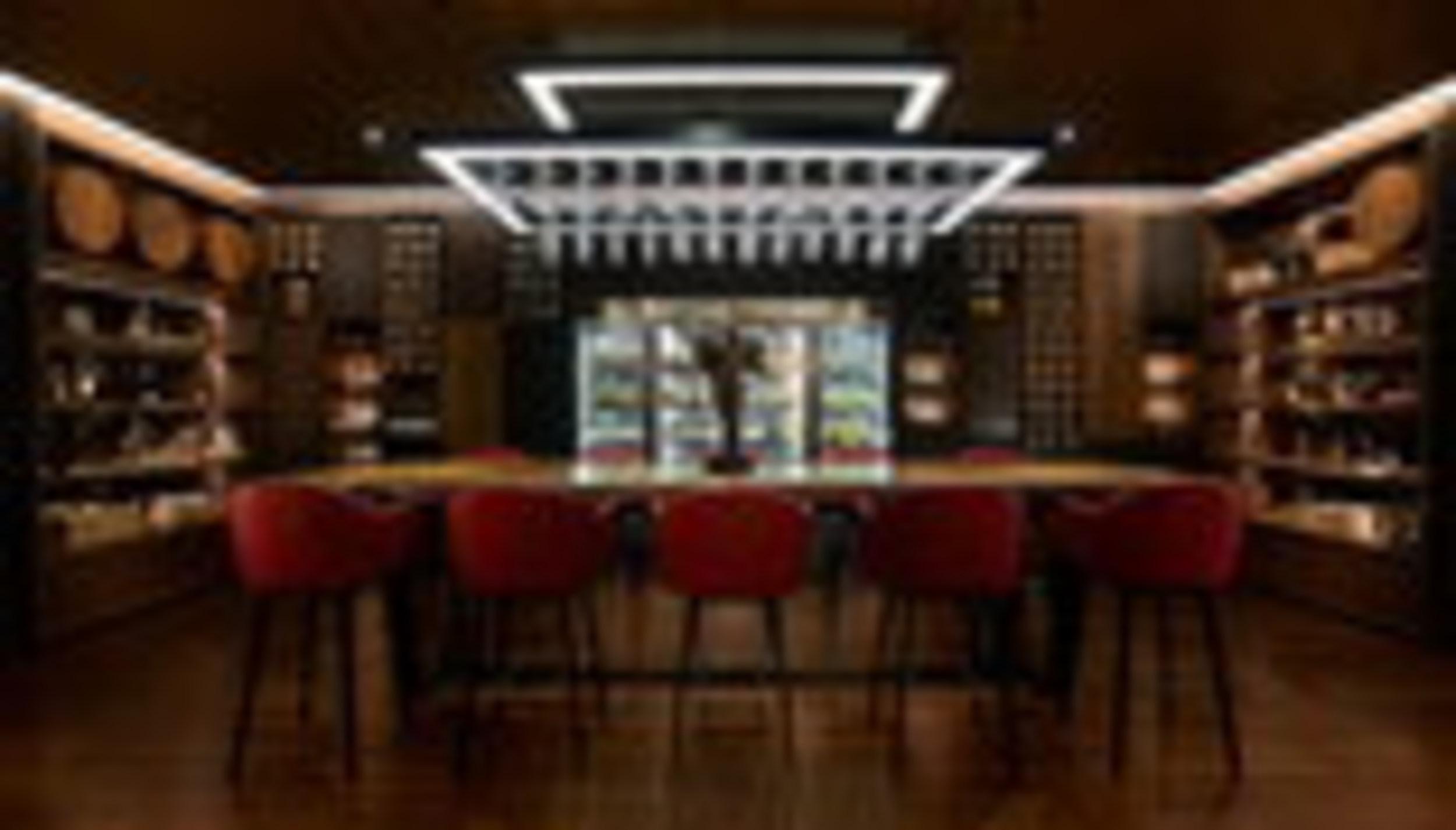 Amari Bangkok Hotel Exterior photo The bar at the restaurant